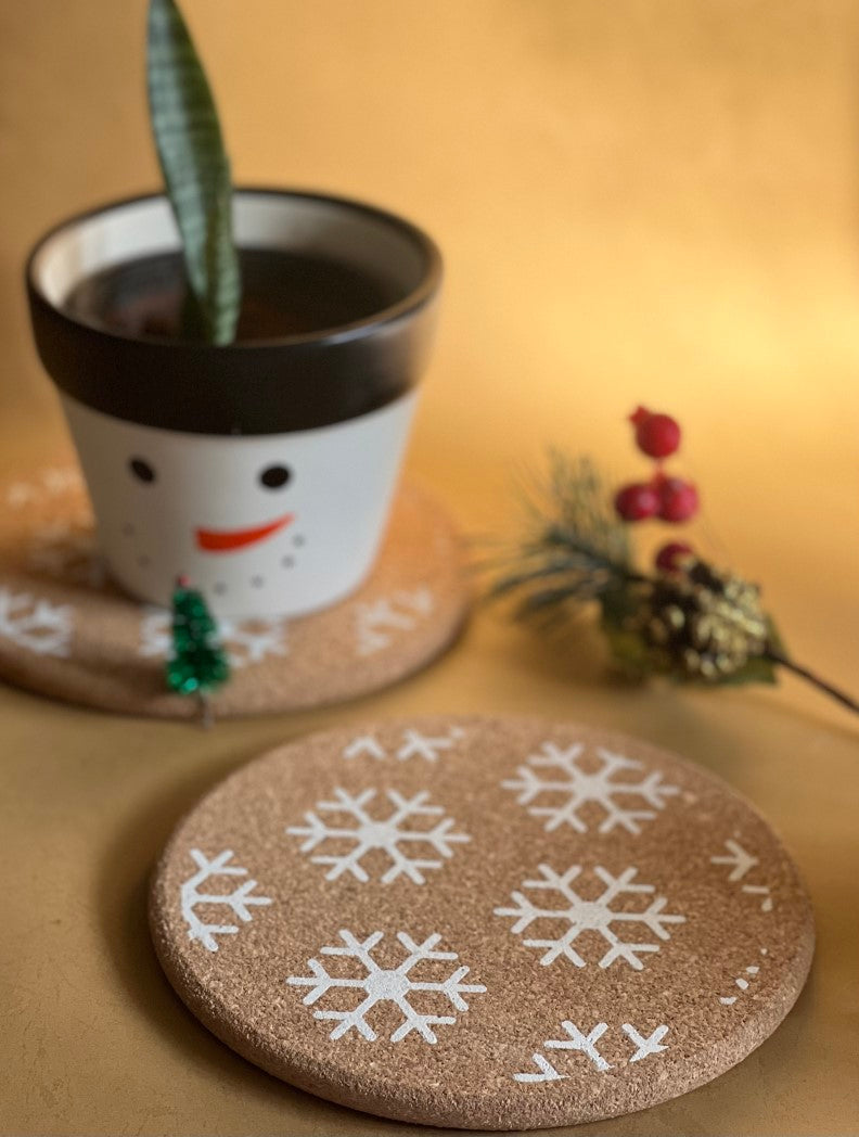 Snowflake Trivets (Set of 2) - Soul Dreams